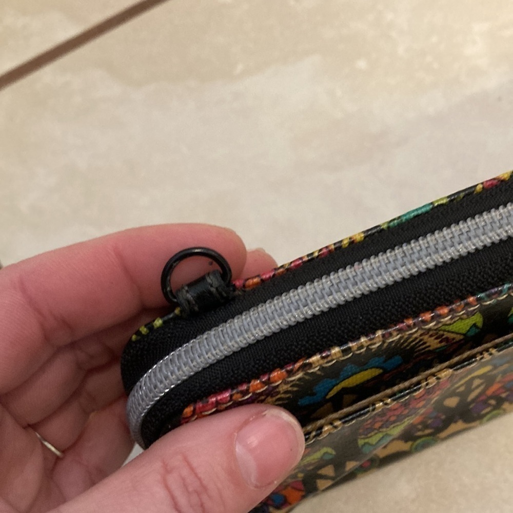 Sakroots Wallet - Picture 9 of 12